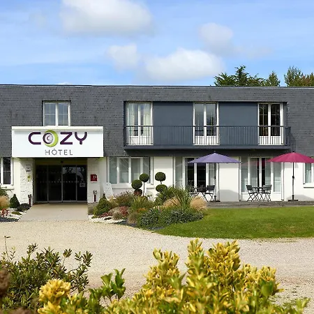 מלון Cozy 3*